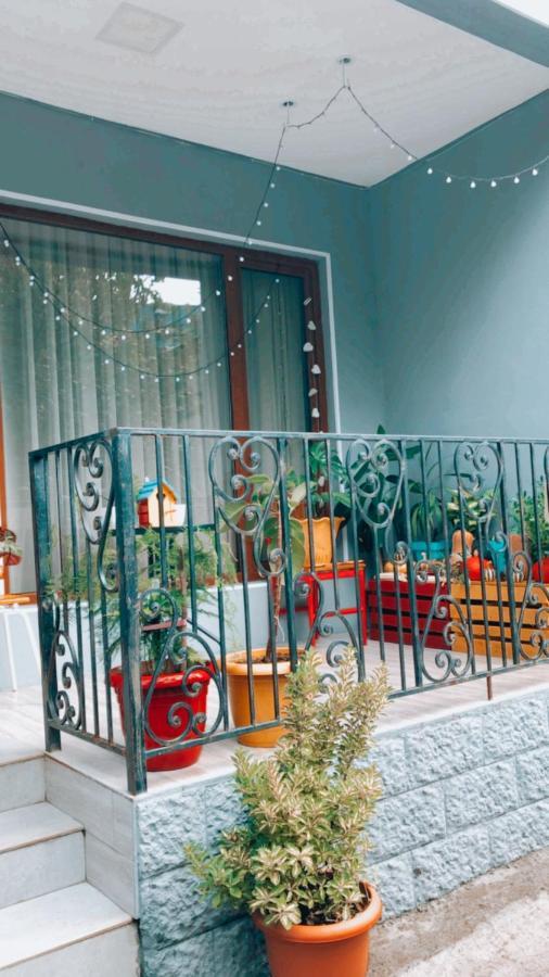 Sweet Apartment In Koutaïssi Extérieur photo