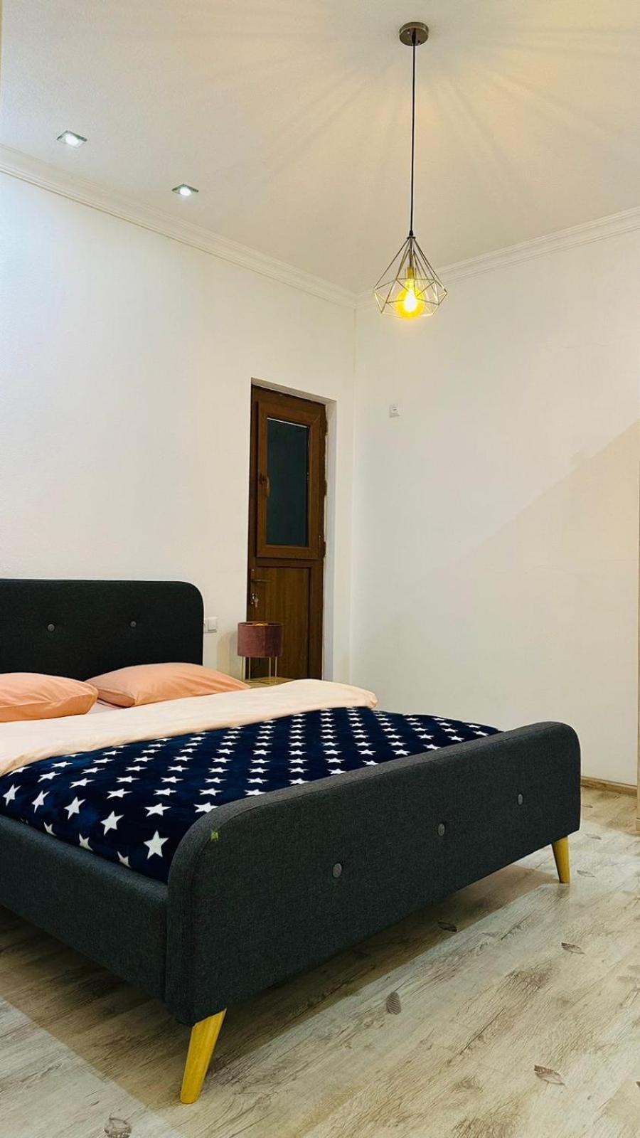 Sweet Apartment In Koutaïssi Extérieur photo