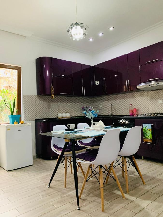 Sweet Apartment In Koutaïssi Extérieur photo