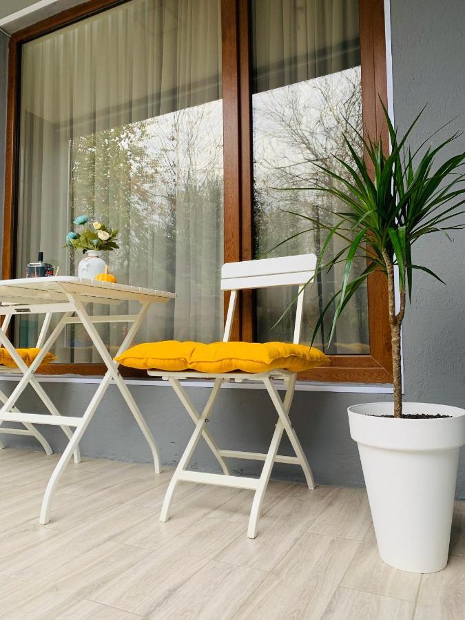 Sweet Apartment In Koutaïssi Extérieur photo