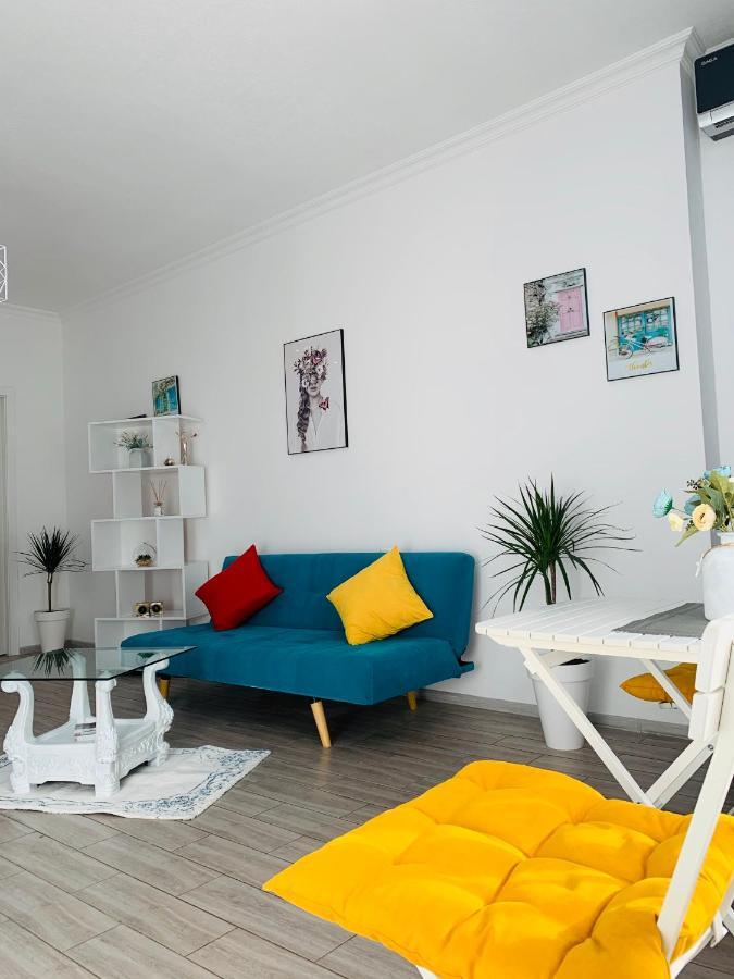 Sweet Apartment In Koutaïssi Extérieur photo